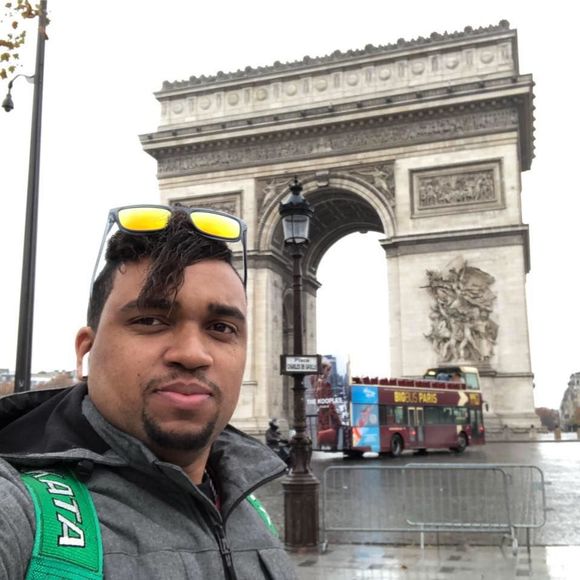 Meet your Posher, Jonathan - Picture 1 of 1